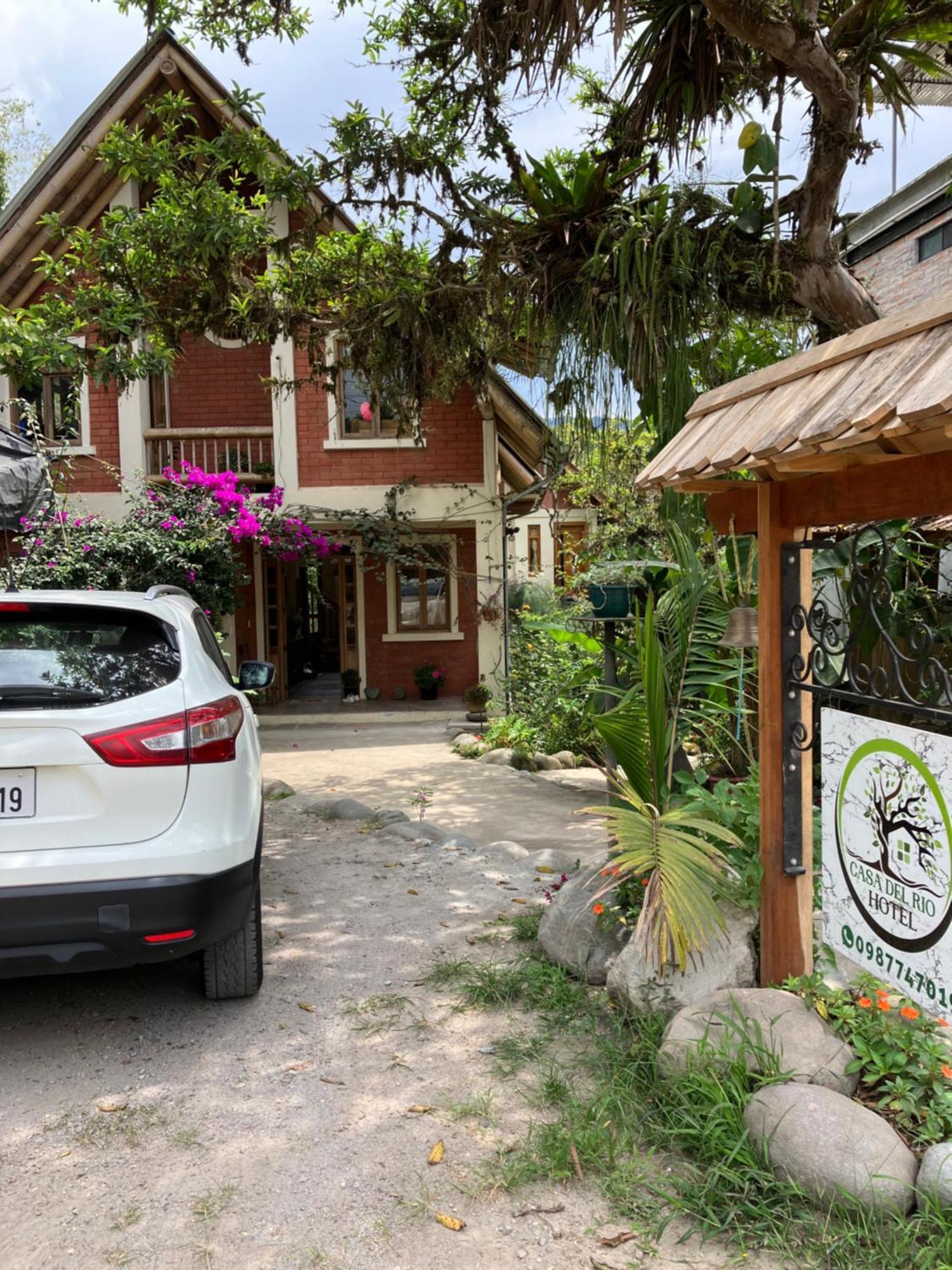 Casa Del Rio En Mindo Bed & Breakfast Exterior foto