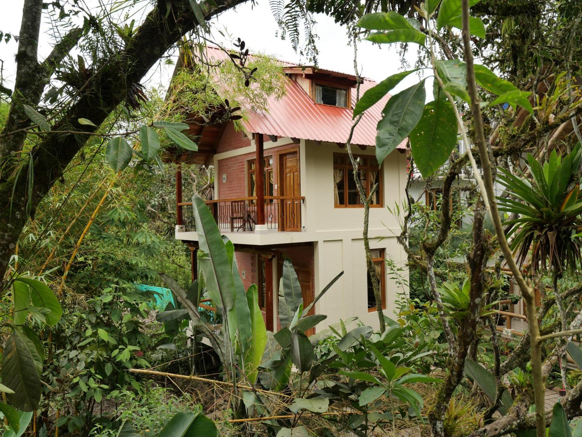 Casa Del Rio En Mindo Bed & Breakfast Exterior foto